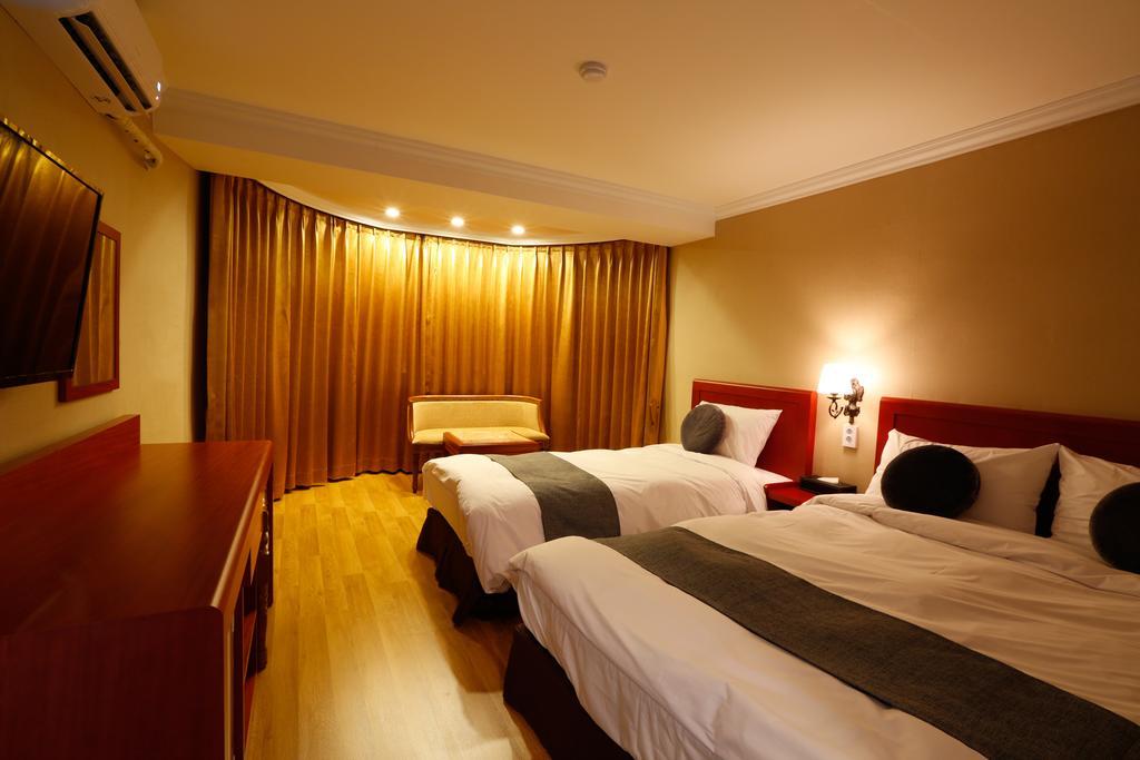 Anmyeondo Plaza Hotel Taean Dış mekan fotoğraf